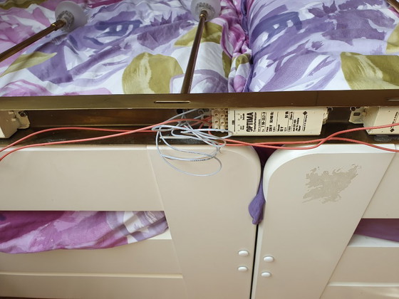 Postmoderne vintage 3-lichts design hanglamp van messing en matglas – 98 cm – Plafondlampen (photo 7 of 9)