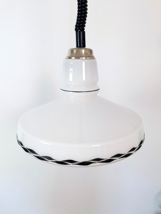 Image 1 of Vintage melkglas hanglamp, Opaline plafondlamp, hanglamp, retro licht, Mid Century, jaren 70