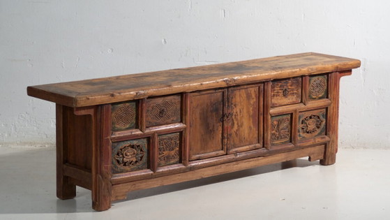 Antique low carved sideboard in elm wood – China, circa 1930 – Iron (photo 3 of 40)