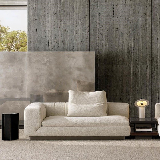 Modello dimostrativo Minotti Riley Configurazione 02 Tessuto Cat G con profili color cognac – Divani modulari (photo 5 of 13)