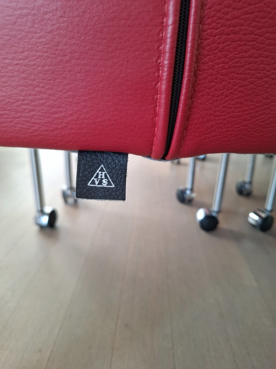 8 rote Esszimmerstühle aus Leder – HVS, Leather (photo 3 of 5)