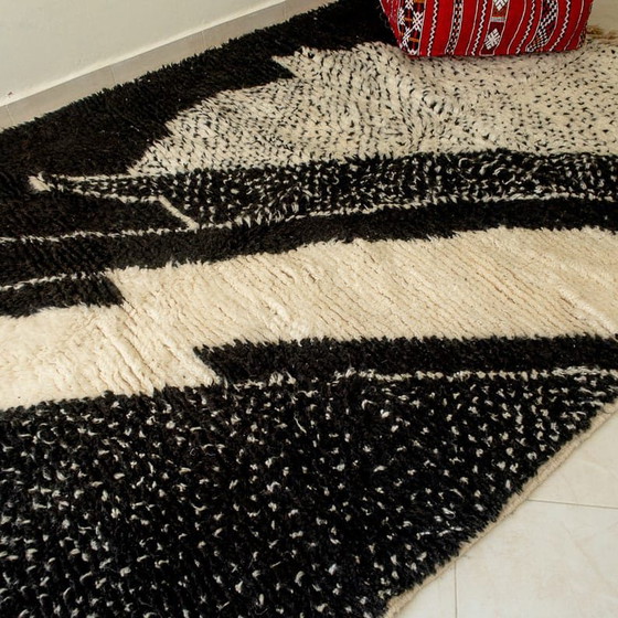 Alfombra bereber tradicional hecha a mano, tamaño 200/300 cm. – Ahrend, Wool (photo 5 of 7)