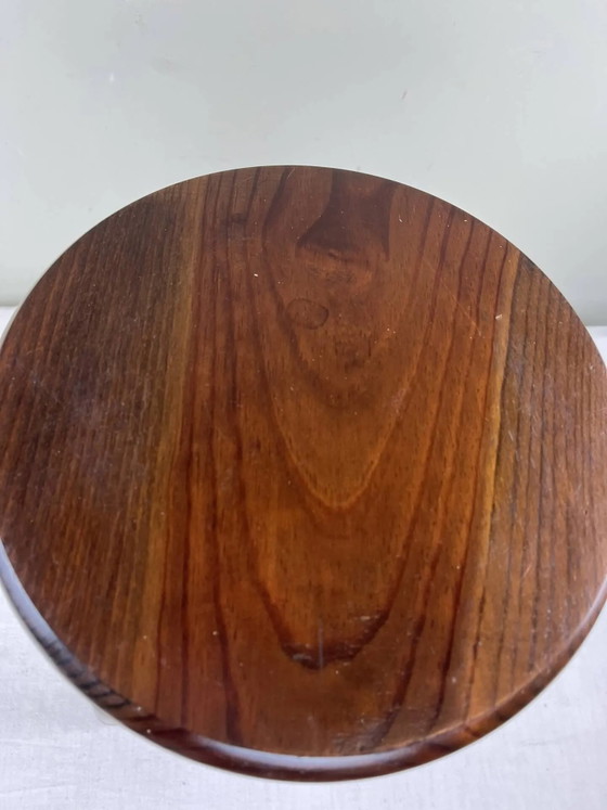 Antique tripod stool – Wood, Brutalist (photo 4 of 9)