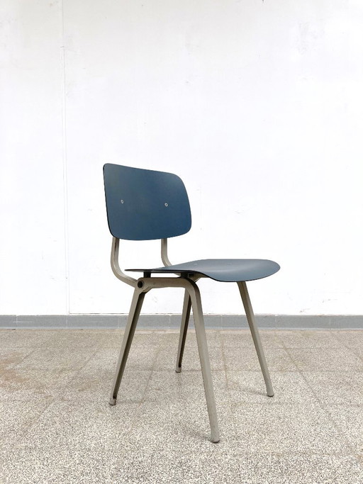 Vintage design Friso Kramer 'Revolt' stoel