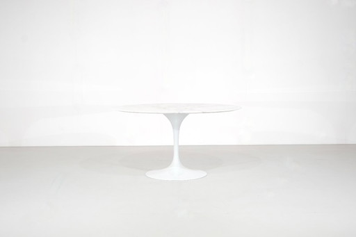 Tulip Dining table by Eero Saarinen for Knoll International - 1960s