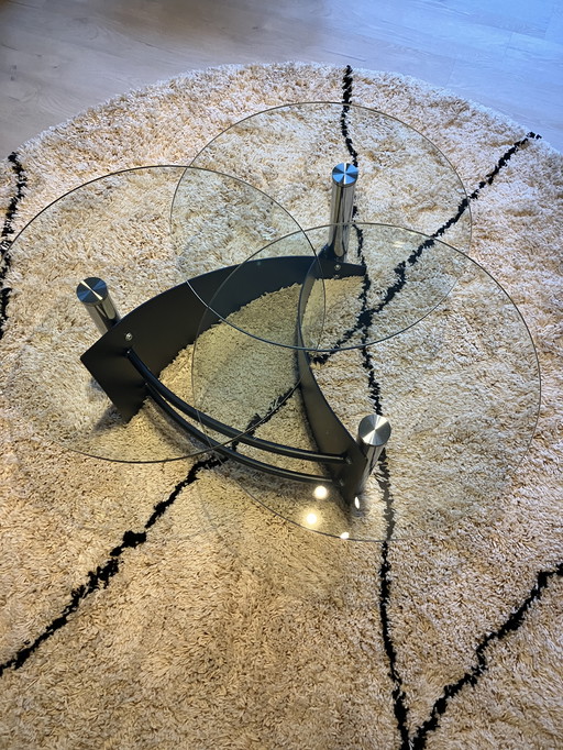 Table basse en verre avec piètement noir