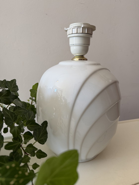 Image 1 of Lampada vintage in ceramica bianca degli anni '80