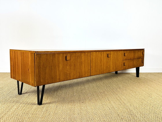 Image 1 of Enfilade scandinave en teck 1960