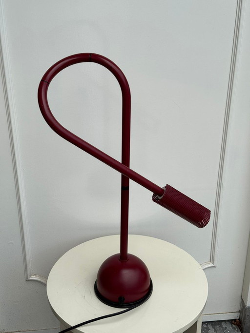 Die wunderschöne italienische Designlampe „Stringa 1“ von Hans Ansems