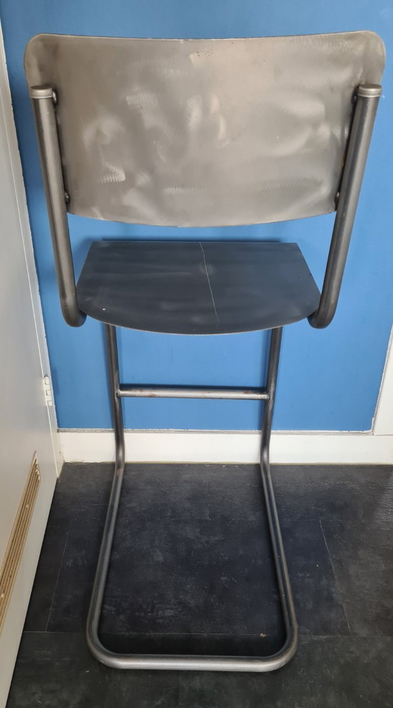 Image 1 of Sgabello in metallo sospeso della Schoolhouse di Restoration Hardware