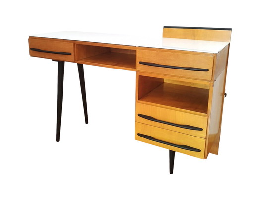 Consola y escritorio diseñados por M. Pozar, Up Zavody, Checoslovaquia