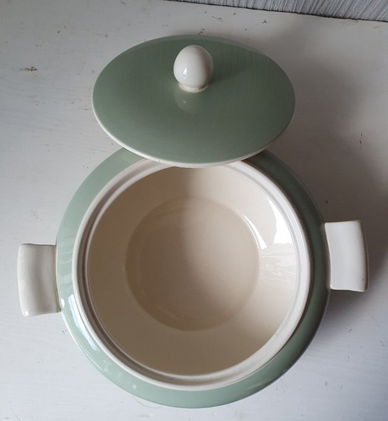 Image 1 of Twee vintage Villeroy-Boch dekselschotels 1947-1956