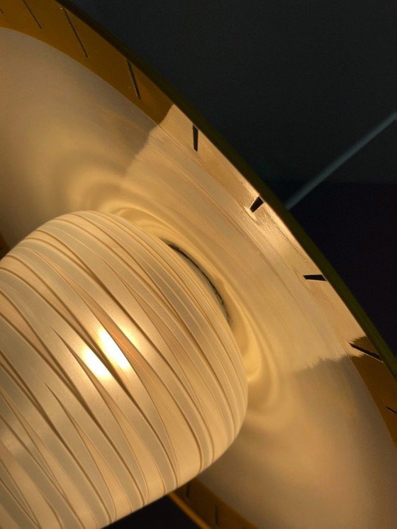 Image 1 of Lampada Mid Century Modern in vetro opalino, design olandese