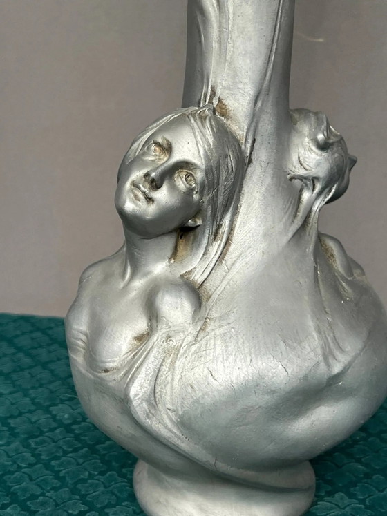 Miss Sibeud. Large Art Nouveau vase. – Metal (photo 3 of 7)