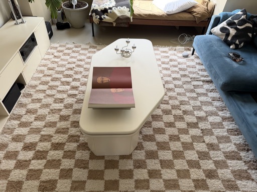 Vintage extendable coffee table