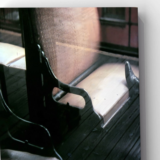 Image 1 of 1x Il fotografo come passeggero – “Foot on El” (Saul Leiter, 1954)