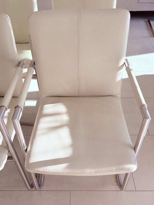 4x chaise à structure tubulaire avec cuir