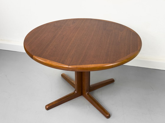 Image 1 of Danish Round Extendable Dining Table in Teak, 1970s