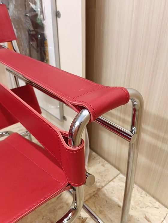 Image 1 of KNOLL Studio Set van 2 WASSILY B3 fauteuils (NIEUW) in rood leer
