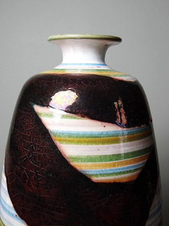 Vintage ceramic vase with iridescent lustre, 20th-21st century. – Porcelain (photo 8 of 15)