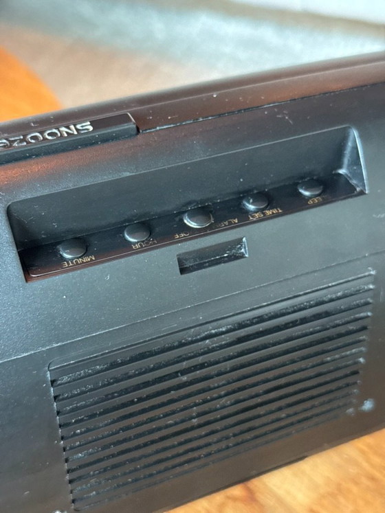 Image 1 of Soundmaster clock radio