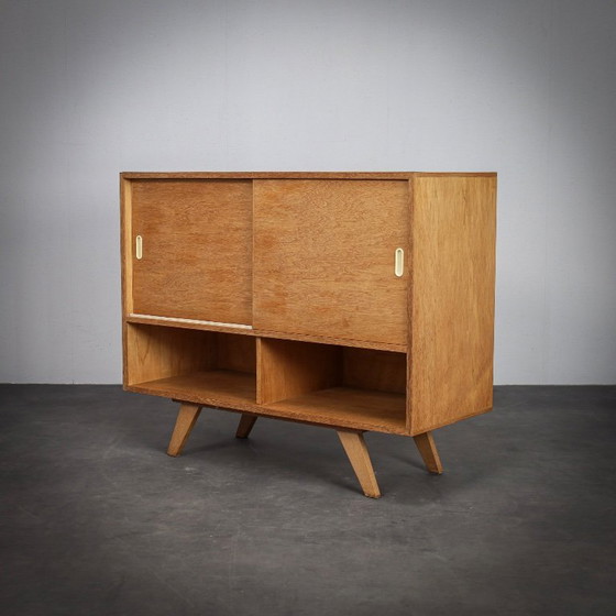 Image 1 of Jiři Jiroutek Sideboard mit Schiebetüren, Tschechoslowakei, 1960er Jahre