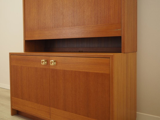 Estantería danesa de teca con mueble bar iluminado, estilo danés moderno de los años 70. – Librerías, Wood (photo 19 of 22)