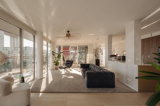B&B italia tufty time sofa