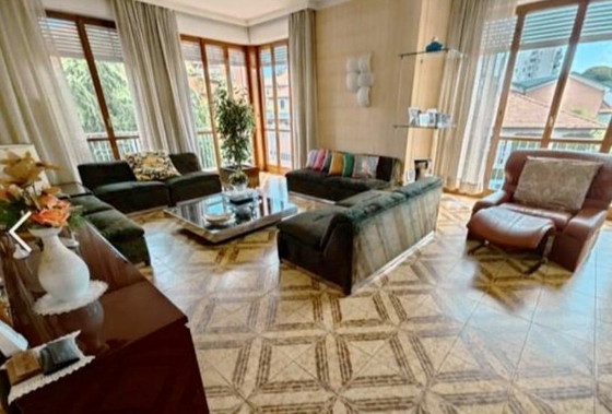 Image 1 of Set Vintage P10 Proposals di Giovanni Offredi – Divano, 2 Poltrone e Tavolino – Verde Scuro Originale