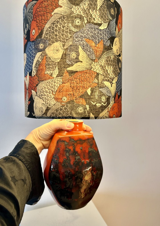 Image 1 of Kabellose Tischlampe – auch für Balkon oder Terrasse geeignet – gefertigt aus einer Vintage-Keramikvase von S. P. Gerz.