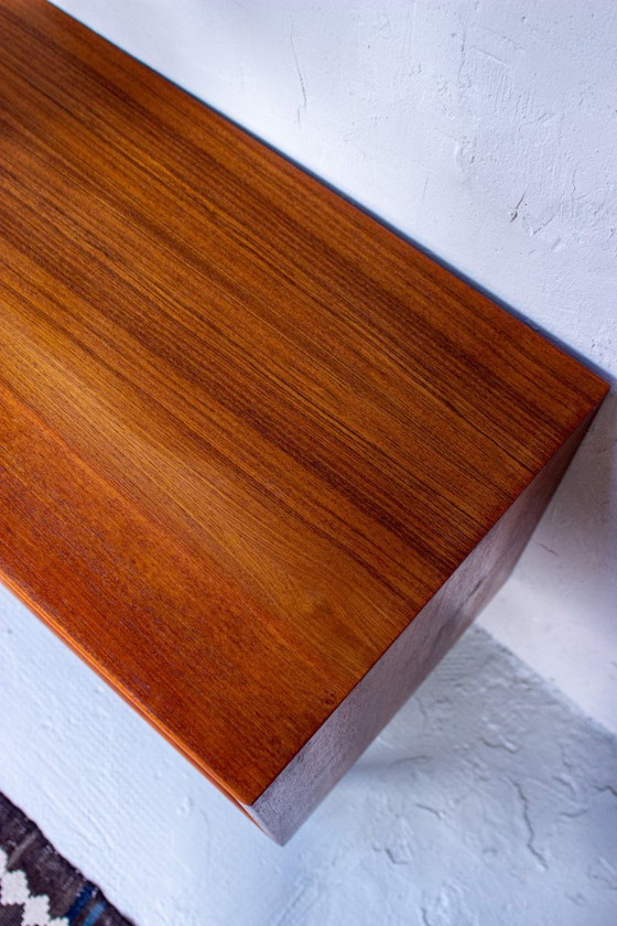 Image 1 of Vintage teak chest of drawers, sideboard, lowboard, Mid Century Danish