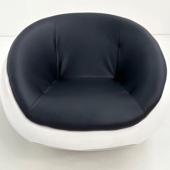 Image 1 of Eivormige loungestoel/pod van glasvezel van Mario Sabot, jaren 60.