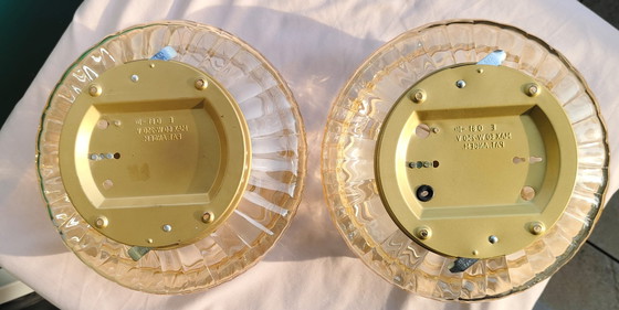 Image 1 of Een paar hoogwaardige vintage wand-/plafondlampen van loodkristal met stervormige slijping.