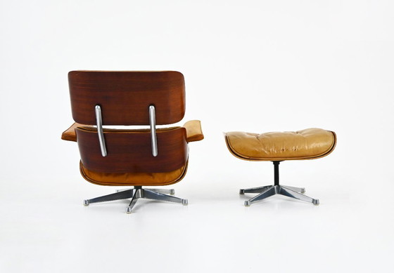 Image 1 of Poltrona e pouf di Charles e Ray Eames per Herman Miller, anni '70