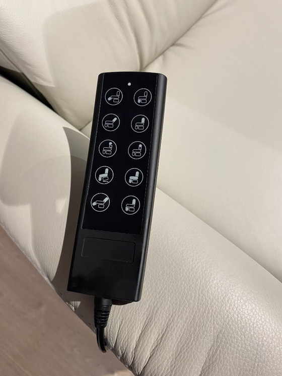 Image 1 of Relaxfauteuil Hukla Large 2 motorig met sta-op functie