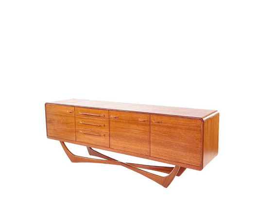 Image 1 of Mid-century sideboard van Val Rossi voor Beithcraft