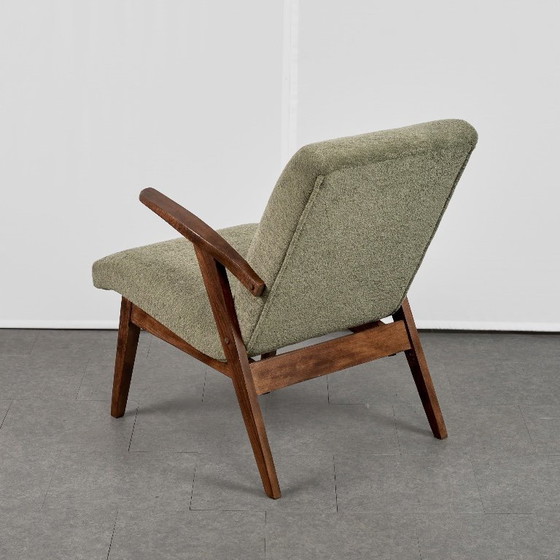 Iconic Armchair by Mieczysław Puchała, 1960s, Poland – Textile, Wood (photo 5 of 17)