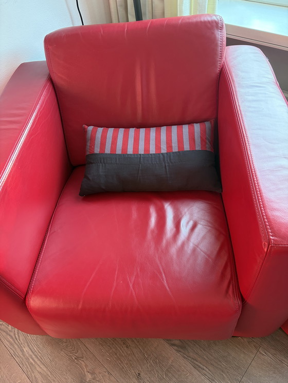 Image 1 of Sillón interior de cuero rojo