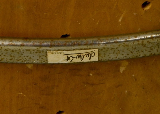 Image 1 of Gebroeders De Wit, ensemble de trois fauteuils design néerlandais revêtus de similicuir bleu vif. Pays-Bas, années 1960.