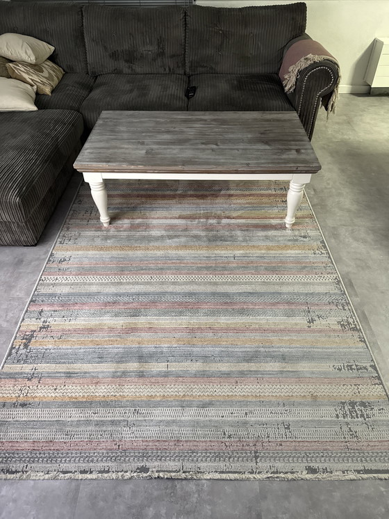 Image 1 of table basse fleurie