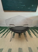 Very nice vintage Bertoia Diamond chair