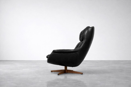 Image 1 of Vintage Mid-Century Scandinavian Modern Swivel Lounge Chair From Selig Imperial, 1970s