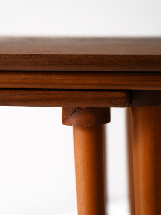 Image 1 of Scandinavische salontafels met schuif- en nesttafels