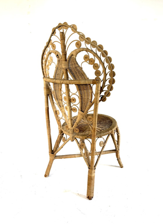 Image 1 of Vintage rotan pauwstoel ‘70