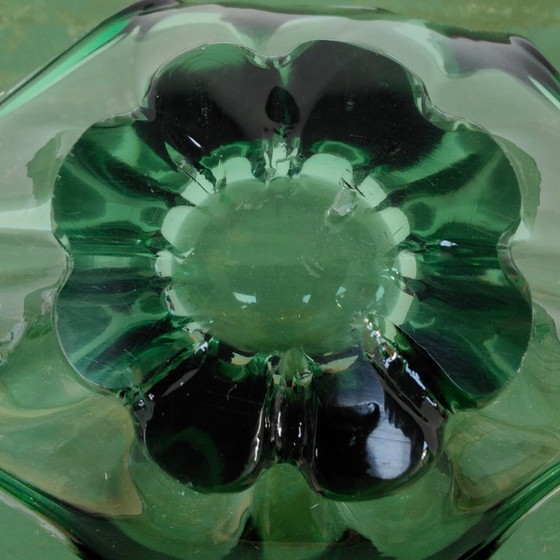 Image 1 of Ciotola per frutta in vetro verde vintage Ciotola in vetro di Murano