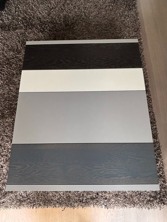 Image 1 of Coffee table design gray/white