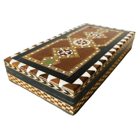 Boîte à cartes vintage en bois à motif géométrique avec incrustations de nacre Khatam – Objets déco, Wood (photo 5 of 6)
