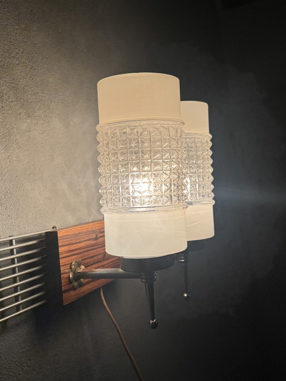 Image 1 of Lampada da parete vintage con tubi di vetro e piastra posteriore in legno