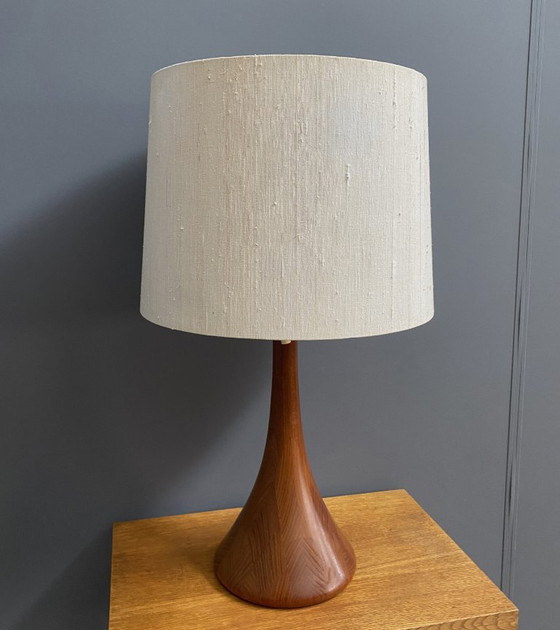 Image 1 of Teakhouten tafellamp van Domus, model 7442, jaren 70.