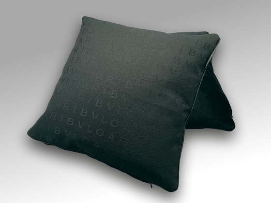 Image 1 of Bvlgari – Set mit 2 neuen Kissen aus schwarzem Bvlgari-Canvas